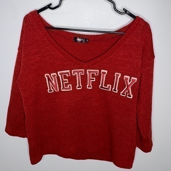 NETFLIX red long sleeve cozy boxy sweater. - Picture 2 of 8